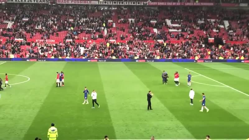 Chelsea fans still show their support to frank lampard and some of the players after that