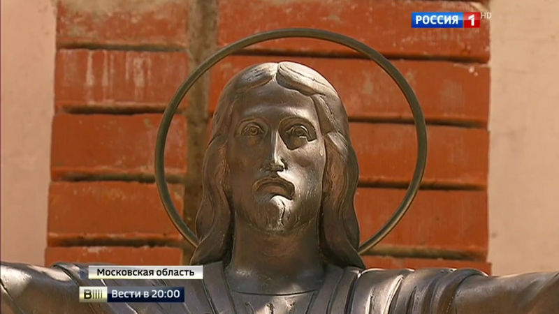 Явление христа народу 80 метровая статуя ищет пристанище в петербурге