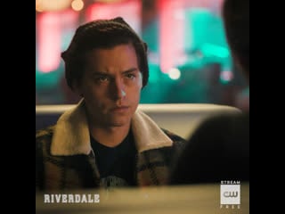 Riverdale | 4x06 | kiss scene