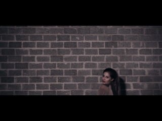 Ariella infinite aperture