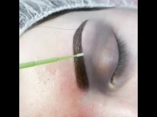 Пудровые брови