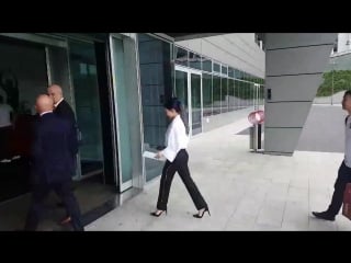 A delegation from guizhou hengfeng, headed by club president wen xiaoting, arrives at casa milan [via @radiorossonera]