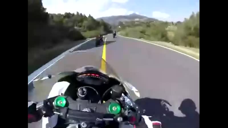 Спиди гонщик