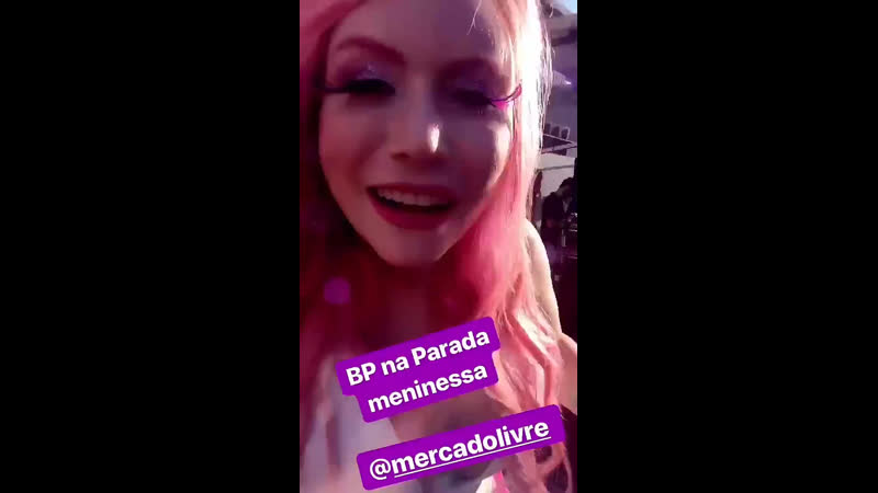'porn this love' by blackpink played in the lgbt pride parade in são paulo!