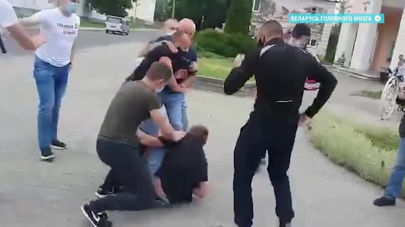 Минчанин – о том, как его избила милиция на пикете в поддержку оппонентов лукашенко