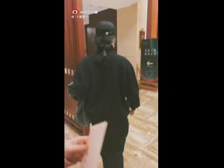 Victoria at the hotel after drama filming (210305)