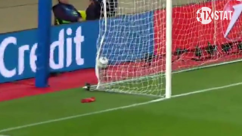 Роналду или игуаин? голосуй за лучшего игрока первых матчей 1/2 финала