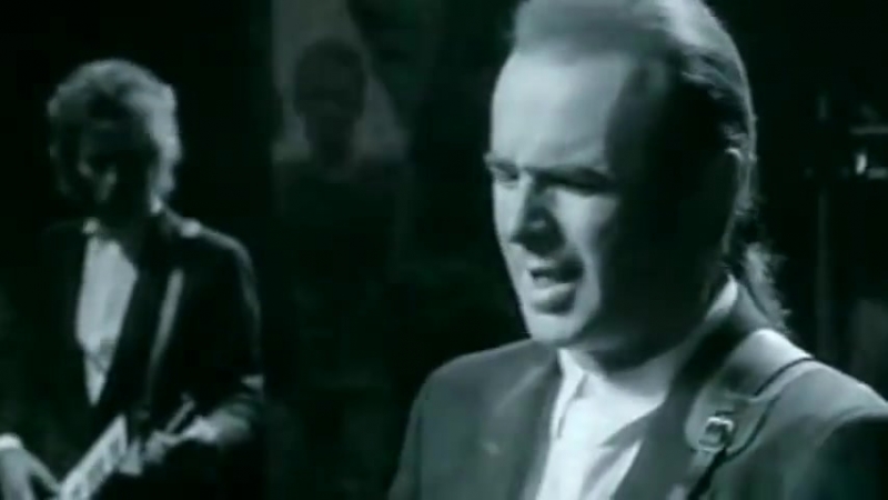 Status porn video – Status quo – in the army now