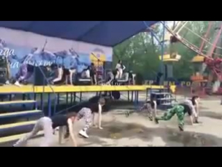 Sexy girls oil wrestling game twerk video hd