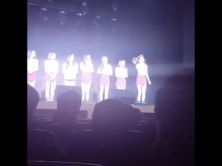 160521 шиён на концерте pledis girlz