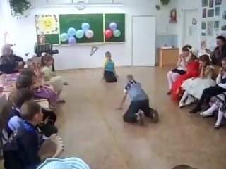 Дауны убивают друг друга в батле moralfagov жалко