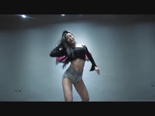 Laysha goeun solo dance (boi b horangnabi) choreography