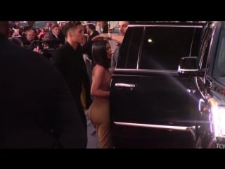 Kim kardashian attends promise premiere