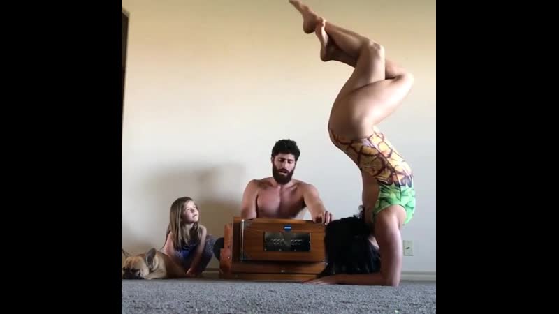 Музыкальная його семья