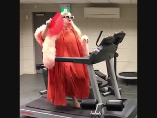 Отмечай свою подругу