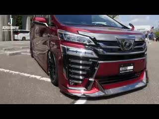 Крутая маршрутка toyota belfe design