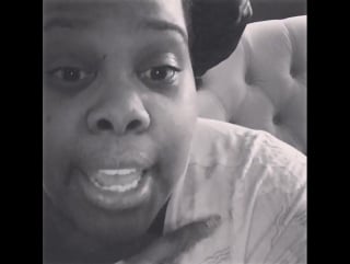 Amber riley on instagram "i'm just keepin it 💯 ask about me ✌🏾️ goodnight! 😂 (ps i just started wearing silk bonnets! why have