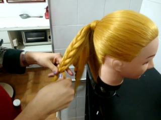 Tranças em rabo de cavalo escola martha neves