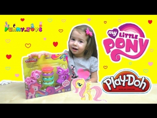 Play doh my little pony pinkie pie девочка украшает пластилин плей до