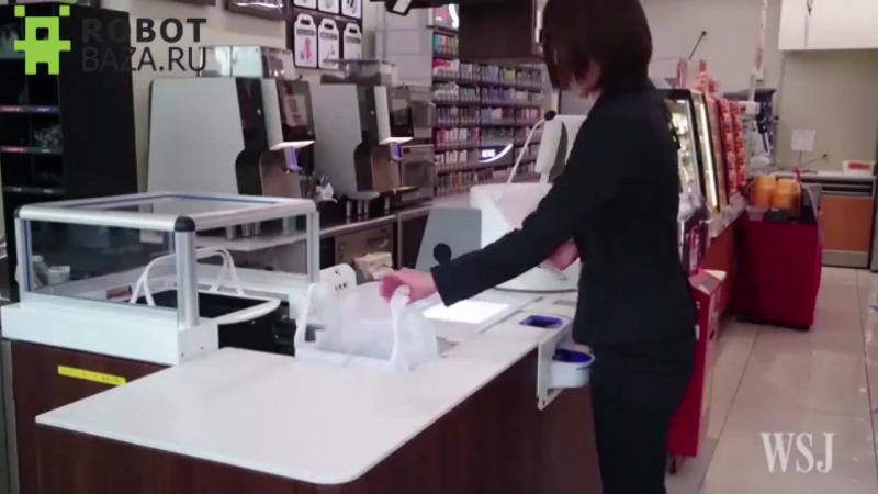 Пора нам внедрять panasonic научила кассу перекладывать покупки в пакет