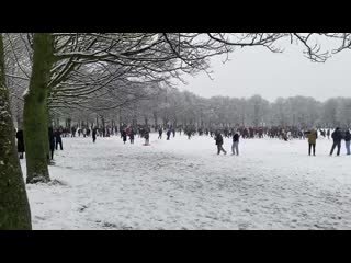 Ljf photography hyde park, leeds #leeds #hydepark #lockdown #lockdown3 #snow #fun #snowballfight #students