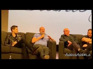 What do davidberry @grahammctavish fan over!