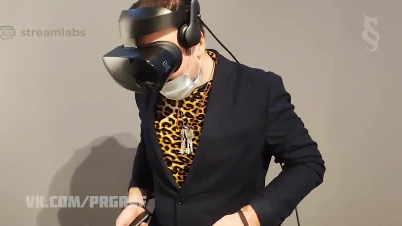 Маэстро рыба развлекается в ваномас арене