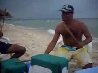 Русские девушки издеваются над иностранцами