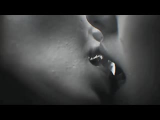 Sunshine moon с мокрыми глазами, счастье теряя