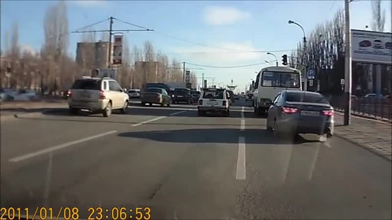 Меня раздавила на машине фура