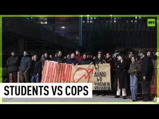 Tear gas and stun grenades | cops clash with students occupying greek university