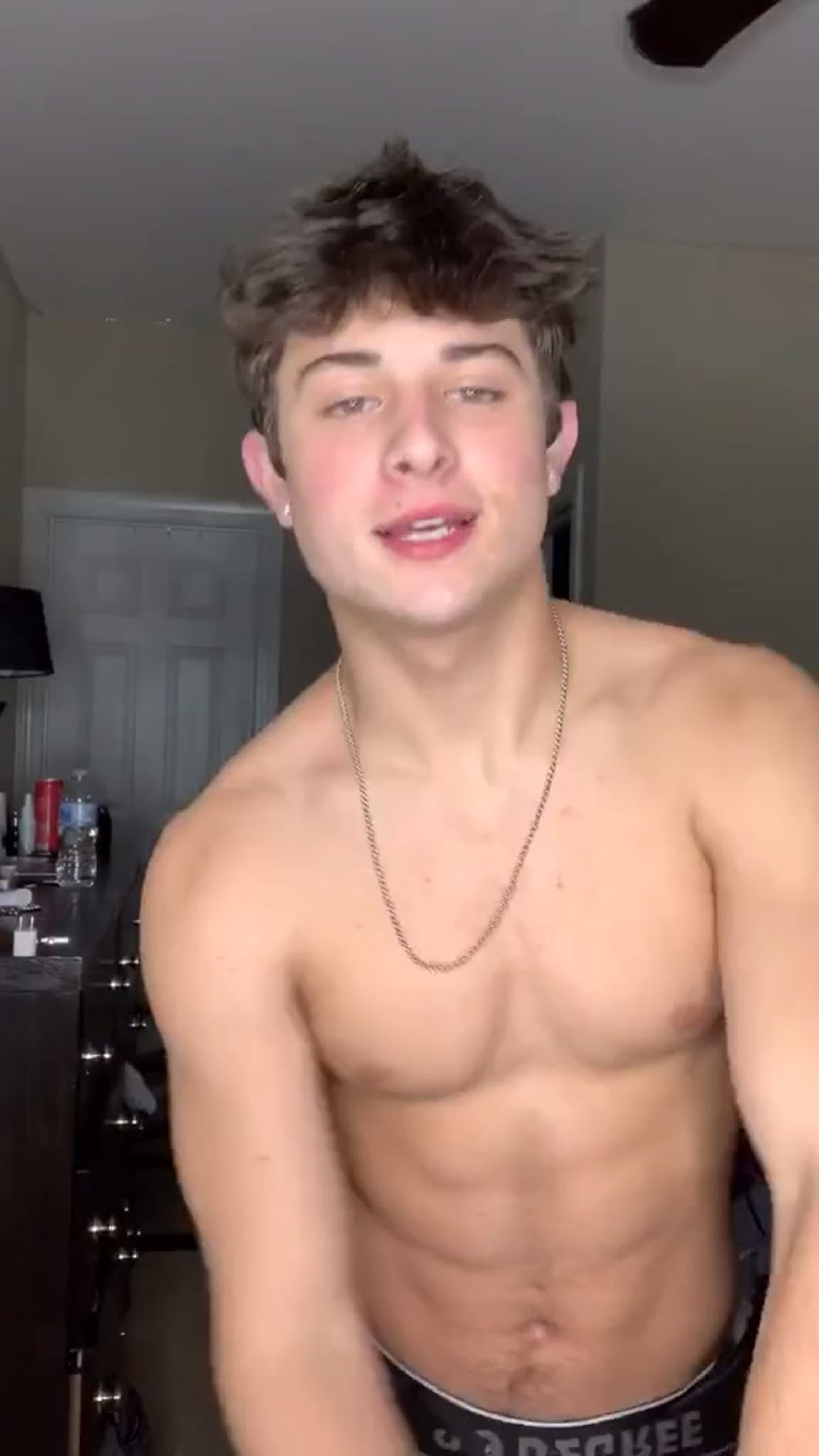 Видео от ryan clements | @ryanclem - BEST XXX TUBE