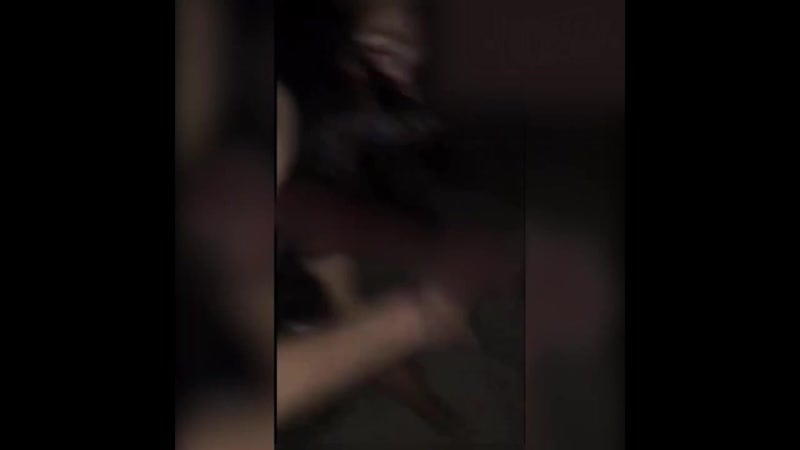 Полицейские молодые 18 летнюю девушку на пляже в анапе