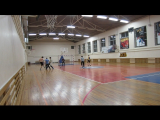 Футбольчик!разминка в "стальном копье" спортзал 19 01 2017 ч 1