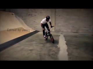 Bmx, самокат и скейт трюки