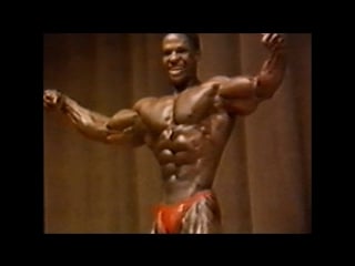 Thierry pastel posing @ 1987 nabba worlds