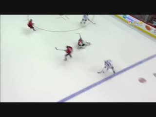 Gotta see it braden holtby comes all the way out to the blue line to make crazy