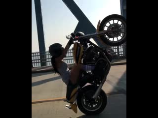 It's kinda weird and funny watching my foot and realizing i don't ever even use the brake at all when i wheelie this bike 🙈😂s