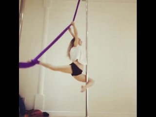 Pole dance + полотна yoko taketani!