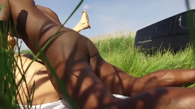 Cayenne klein and joss lescaf венгерка и негр секс на природе