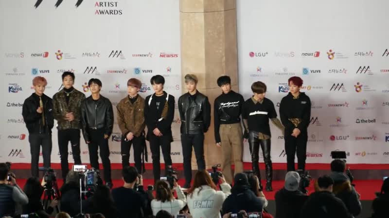 181128 디크런치(d crunch) 레드카펫 직캠 [4k] (2018 asia artist awards 레드카펫) 파라다이스시티 아트스페이스