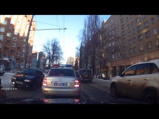 Объехал пробку