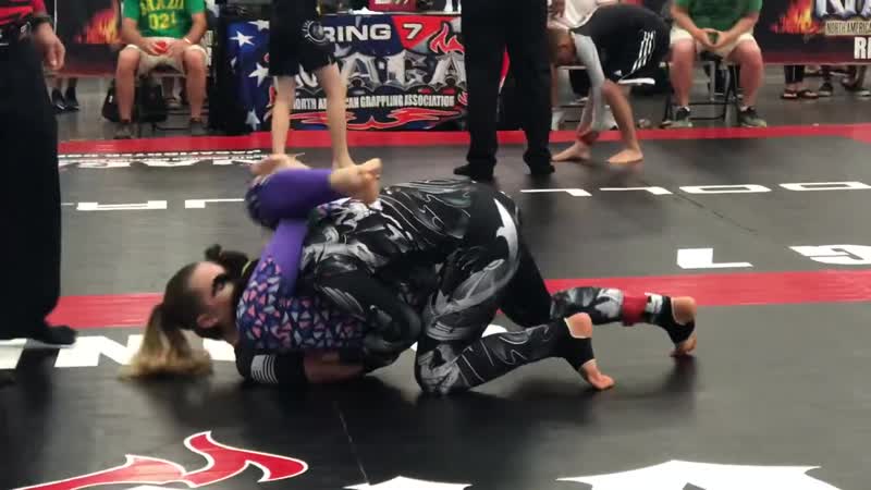 Armbar from mounted triangle bjj girl aeri osha naga 18yr old expert division