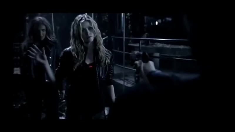 Mia smoak | blackstar | katherine mcnamara