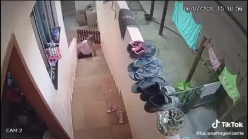 Oopsy daisy!
