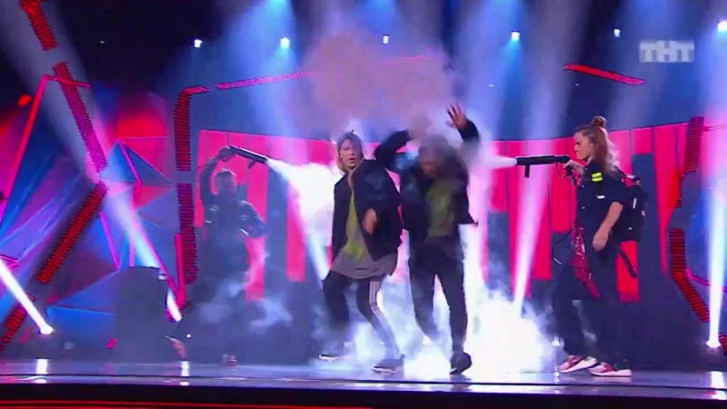 Танцы׃ светлана яремчук и даян (грибы копы)