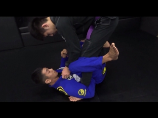 Tomoyuki hashimoto teaches footlock from de la riva guard