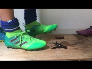 Soccer boots crush nike njr