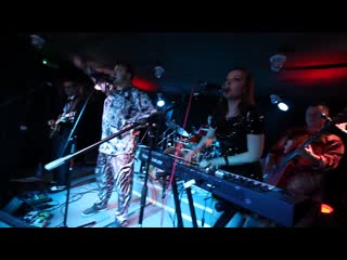 Red elvises | 17 05 19 | bunker47