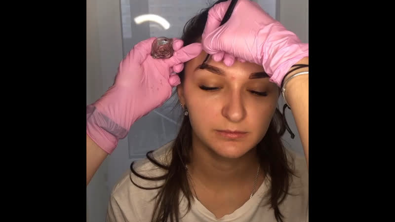 Долговременная укладка бровей